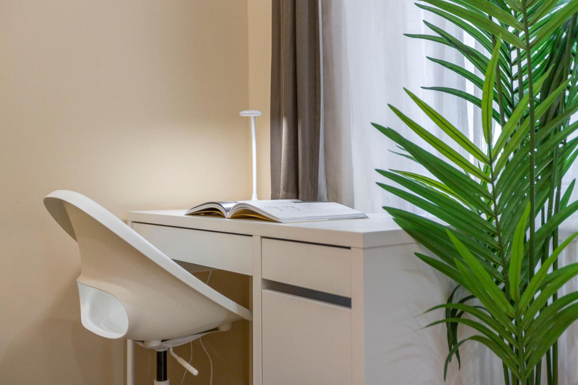 Spacious Bajcsy Residence In The Heart Of ブダペスト エクステリア 写真