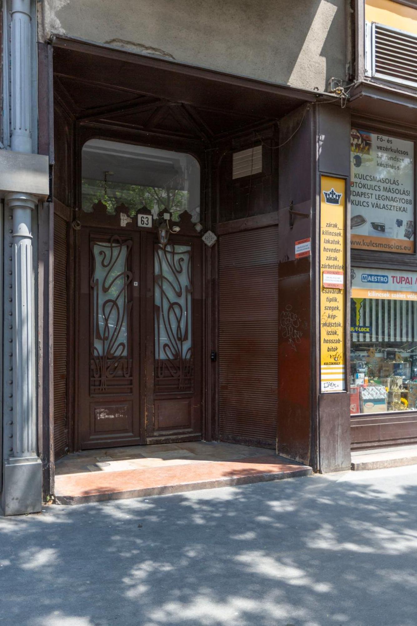Spacious Bajcsy Residence In The Heart Of ブダペスト エクステリア 写真