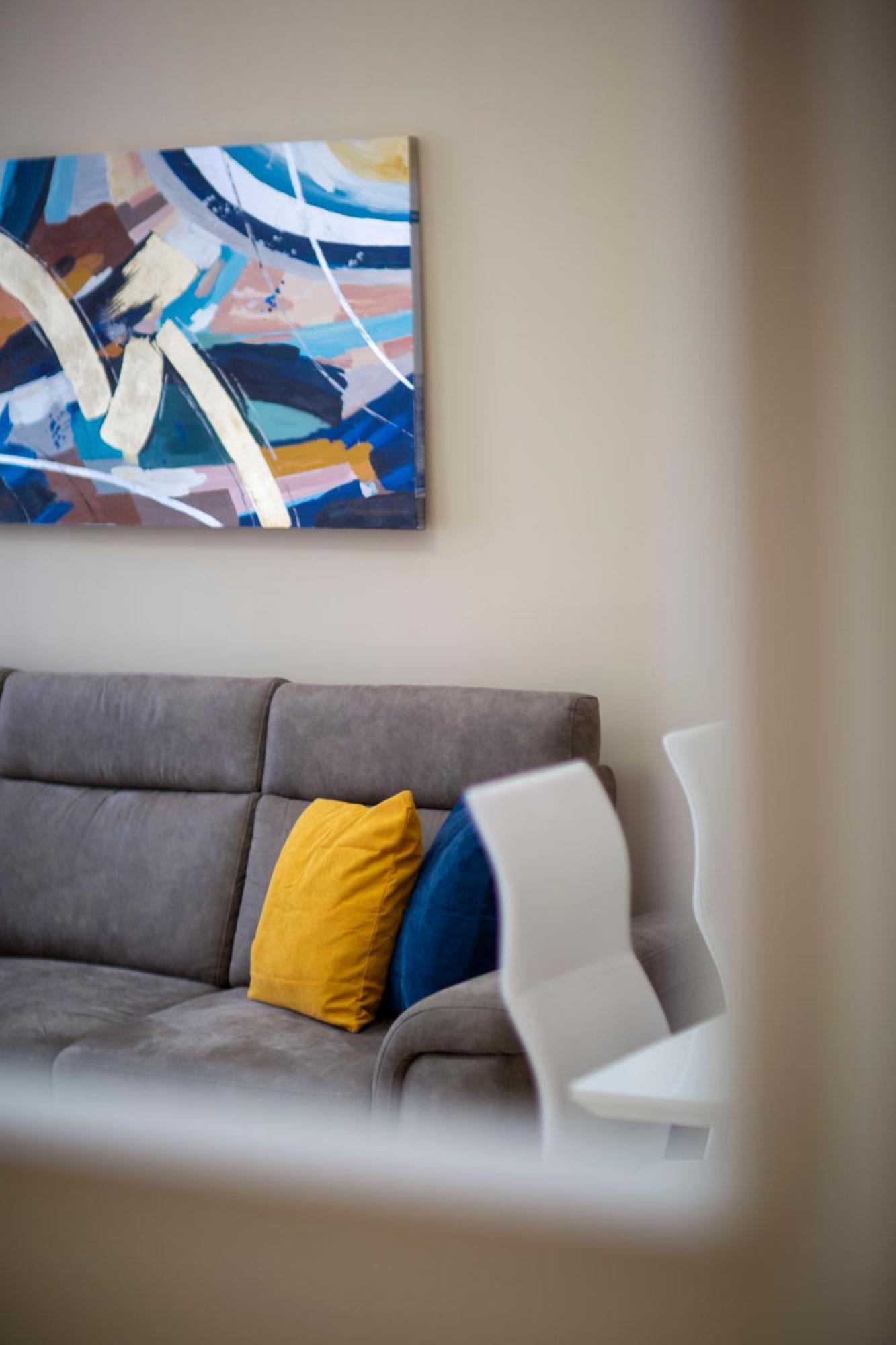 Spacious Bajcsy Residence In The Heart Of ブダペスト エクステリア 写真